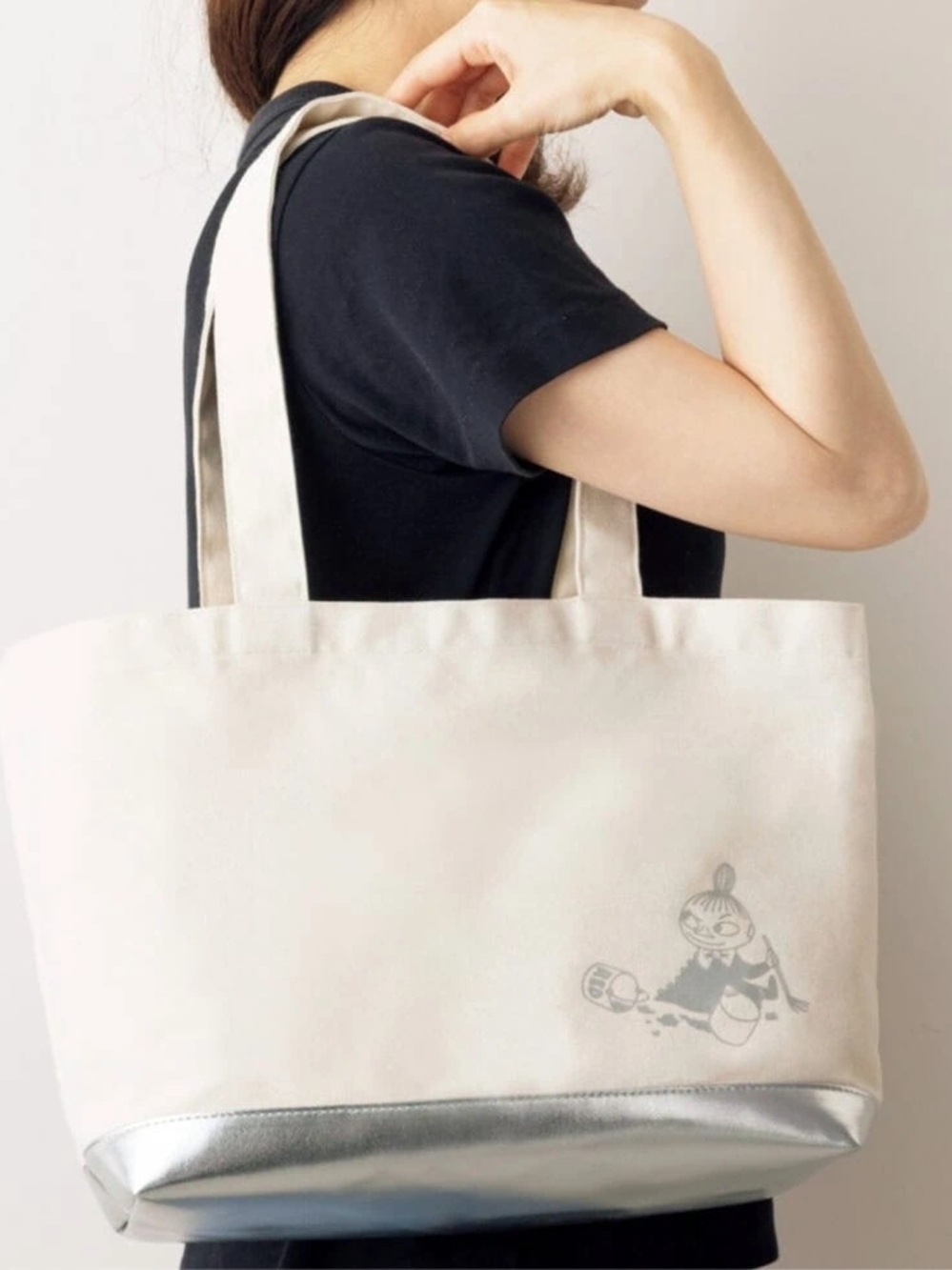 Little My Canvas Tote Bag with Silver Bottom Moomin